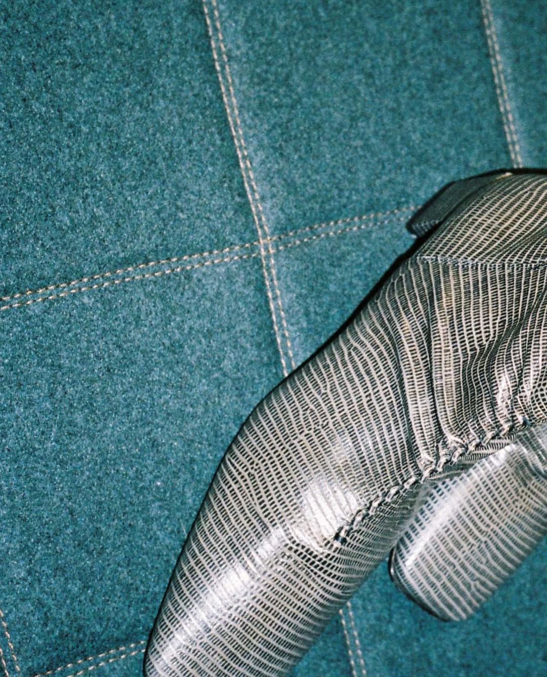 Image from carven / Photos FW21 3