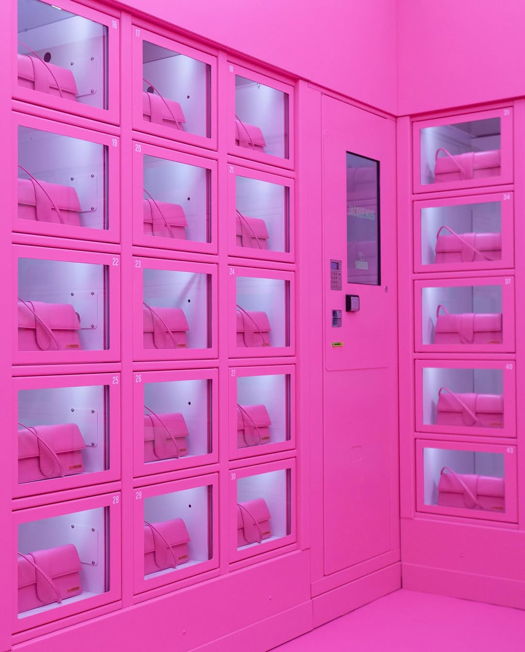 Image from JACQUEMUS / 24/24 1