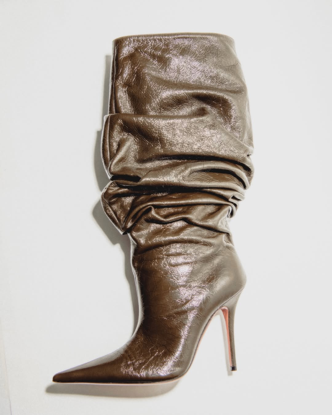 Image from Amina Muaddi / S2425 3