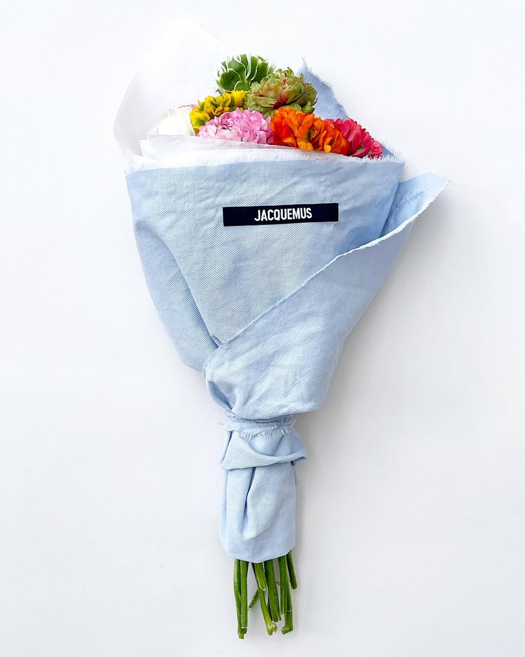 Image from JACQUEMUS / LES FLEURS 2