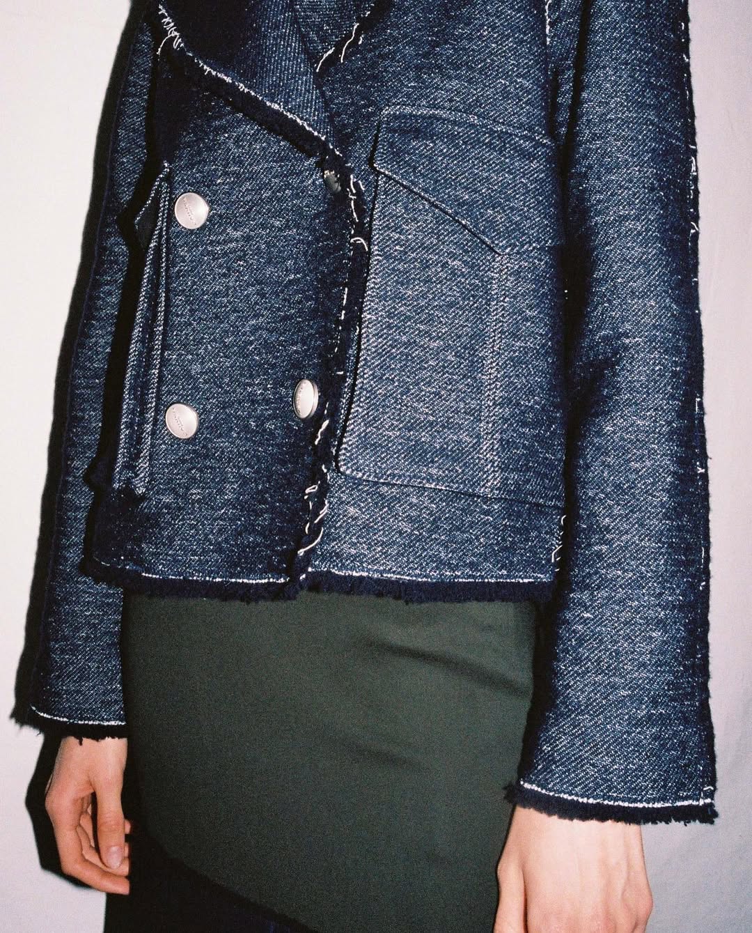 Image from carven / Photos FW21 7
